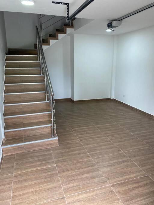 Lindo Apartamento Con Estacionamiento Буга Экстерьер фото